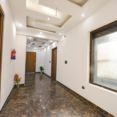 Fabhotel Vibe Noida Exterior photo